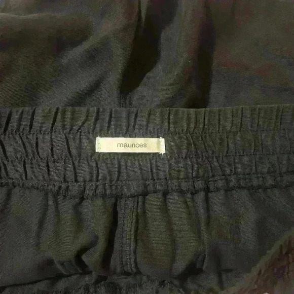 Maurices Women's Size L Black Pocketed Drawstring Waist Utility Shorts - Picture 4 of 5